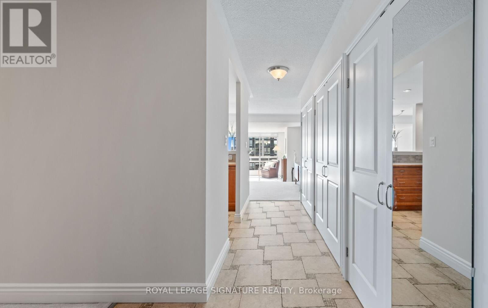 1508 - 2175 MARINE DRIVE Image 33