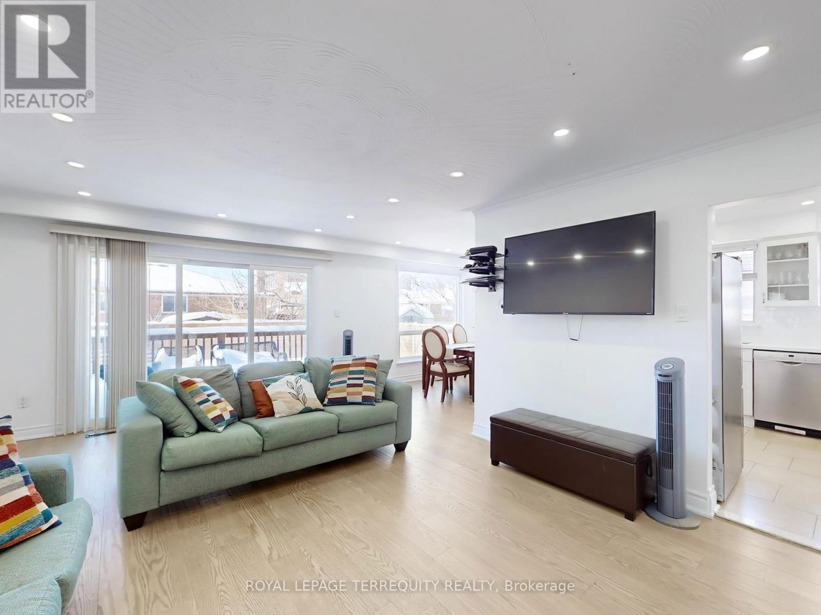 28 PETERSON DRIVE Image 11