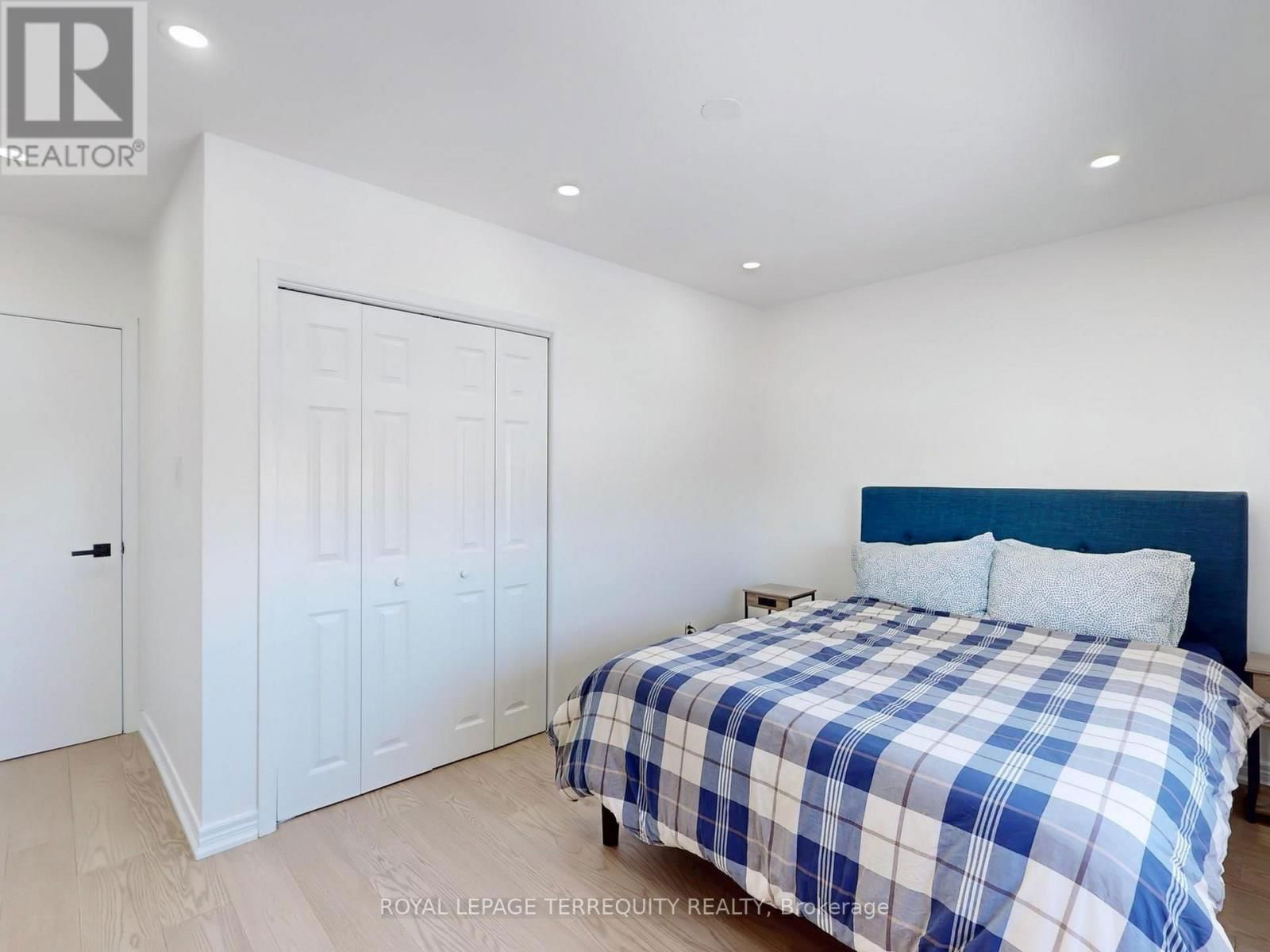 28 PETERSON DRIVE Image 21