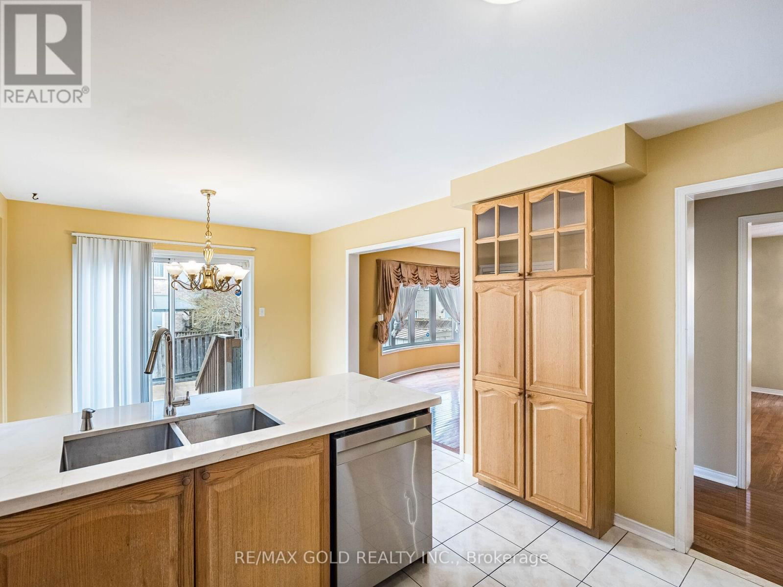 181 BRISDALE DRIVE Image 14