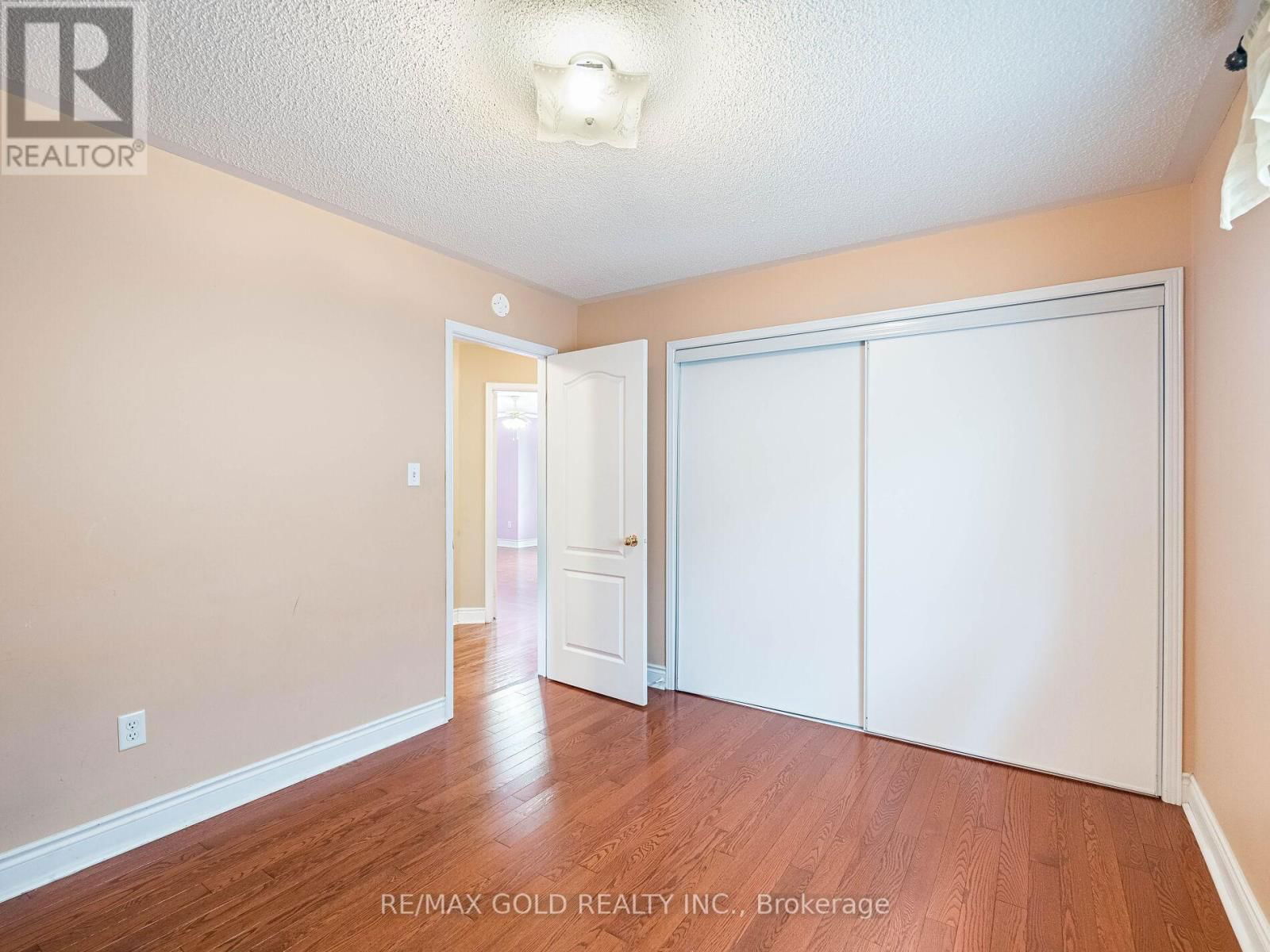 181 BRISDALE DRIVE Image 25
