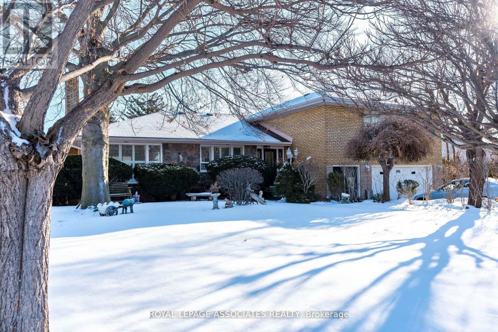 89 PORTAGE AVENUE Image 7