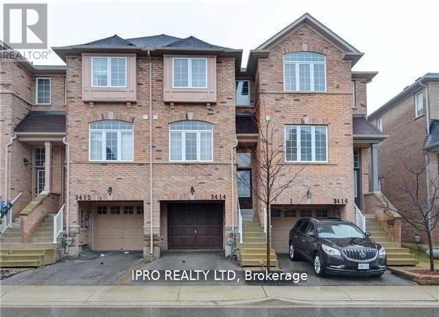 3414 REDPATH CIRCLE Image 1