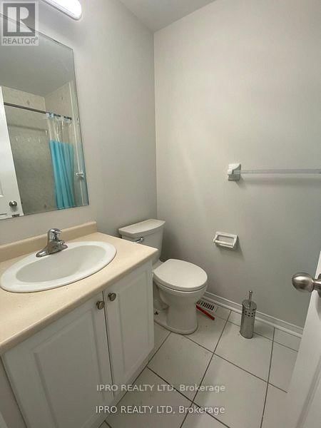 3414 REDPATH CIRCLE Image 11
