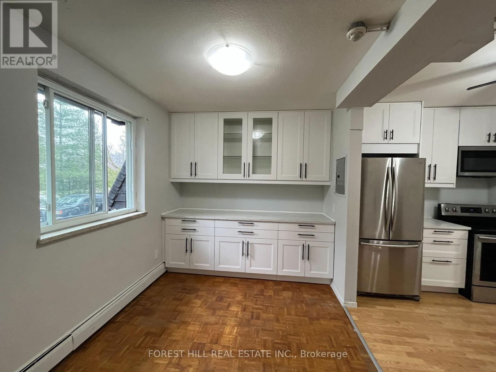 1 - 2128 GHENT AVENUE Image 4