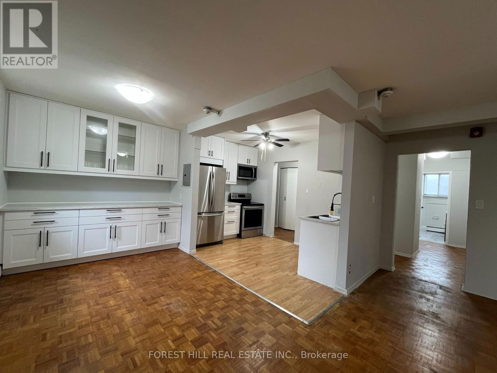 1 - 2128 GHENT AVENUE Image 7