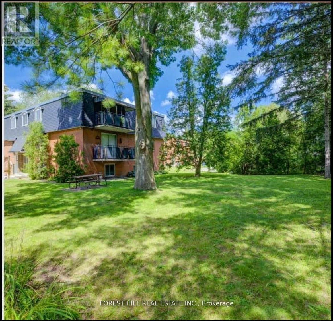 1 - 2128 GHENT AVENUE Image 9