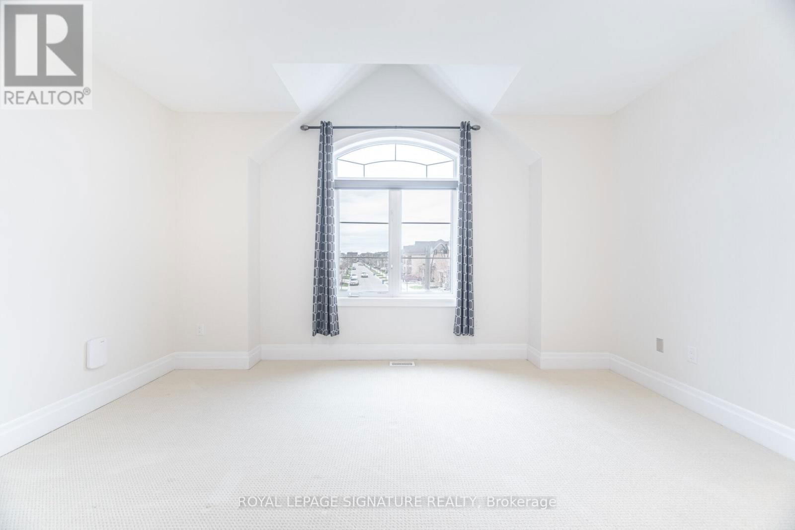 404 ELLEN DAVIDSON DRIVE Image 26