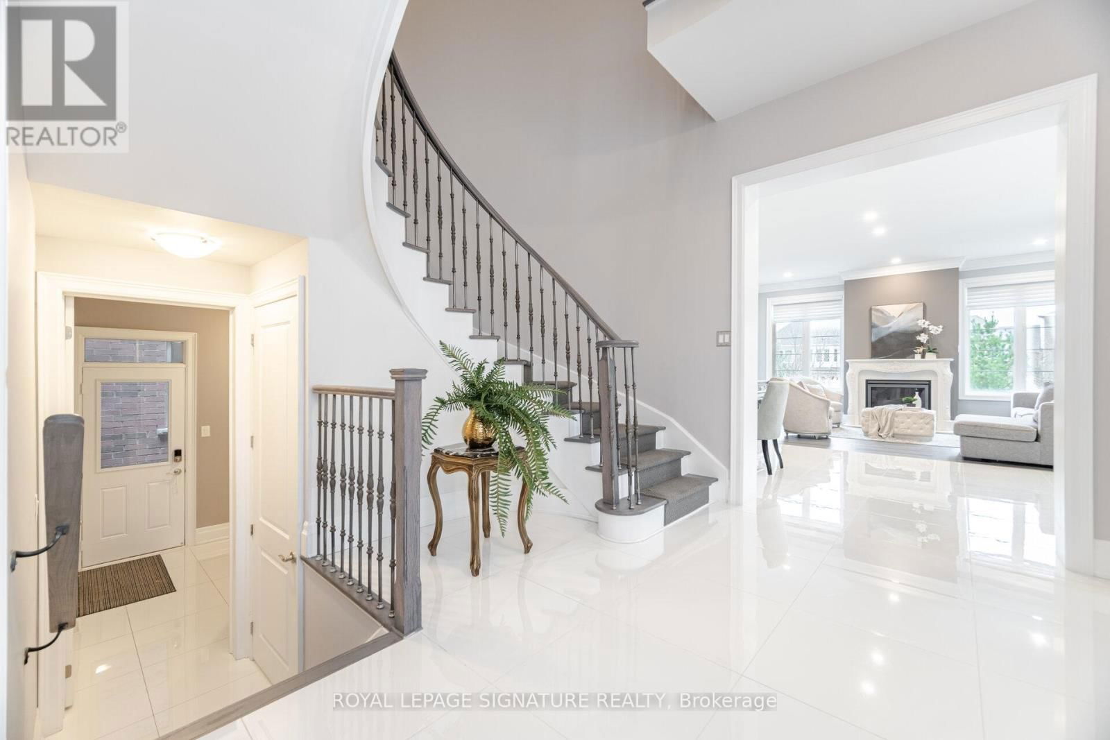 404 ELLEN DAVIDSON DRIVE Image 34