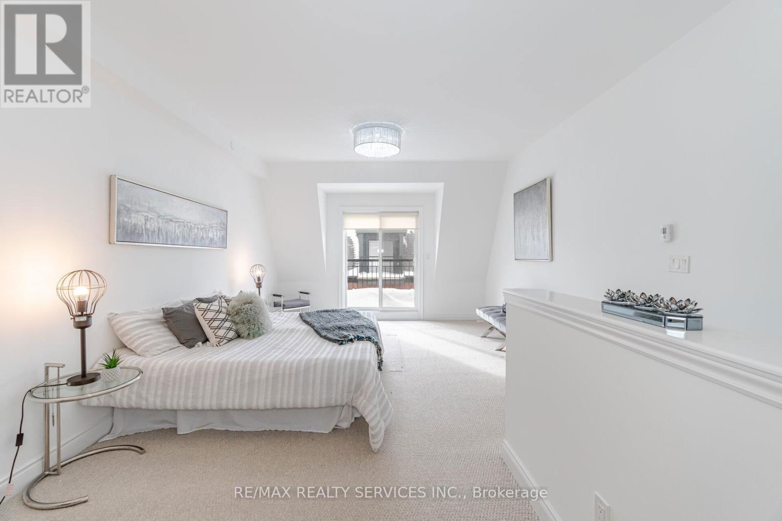 25 - 80 DAISY AVENUE Image 32