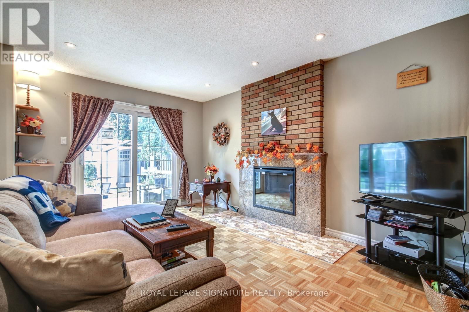 4188 MARTLEN CRESCENT Image 5