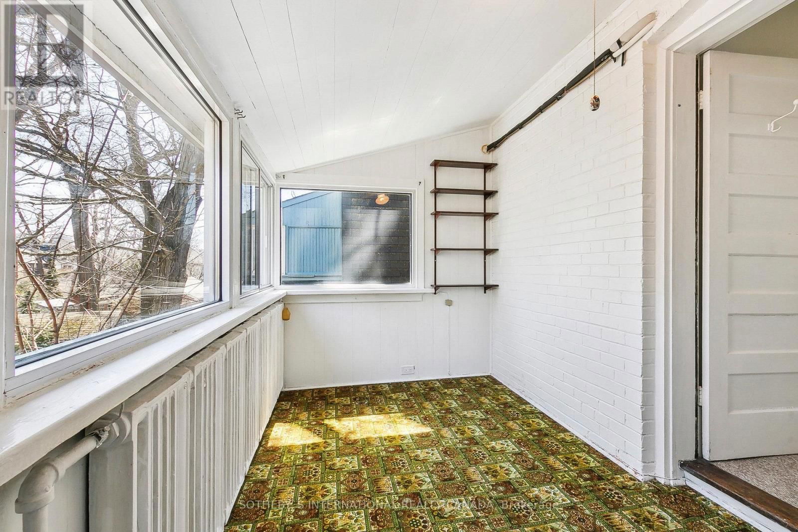143 FAIRVIEW AVENUE Image 24