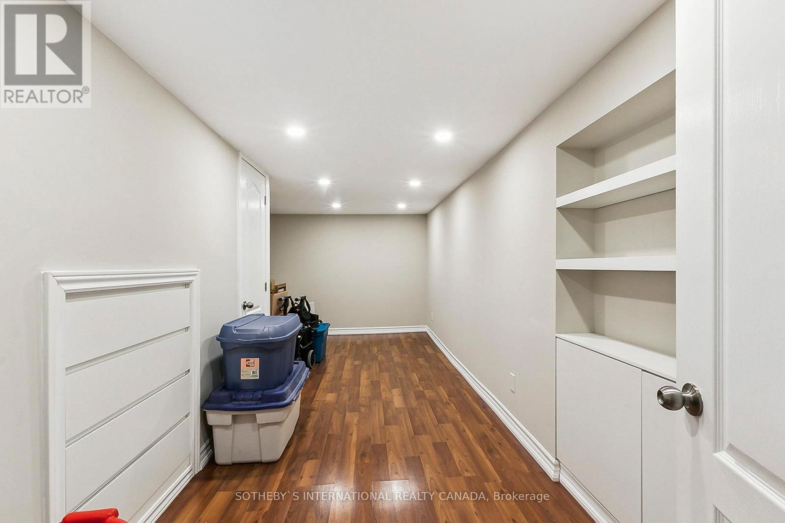 143 FAIRVIEW AVENUE Image 31