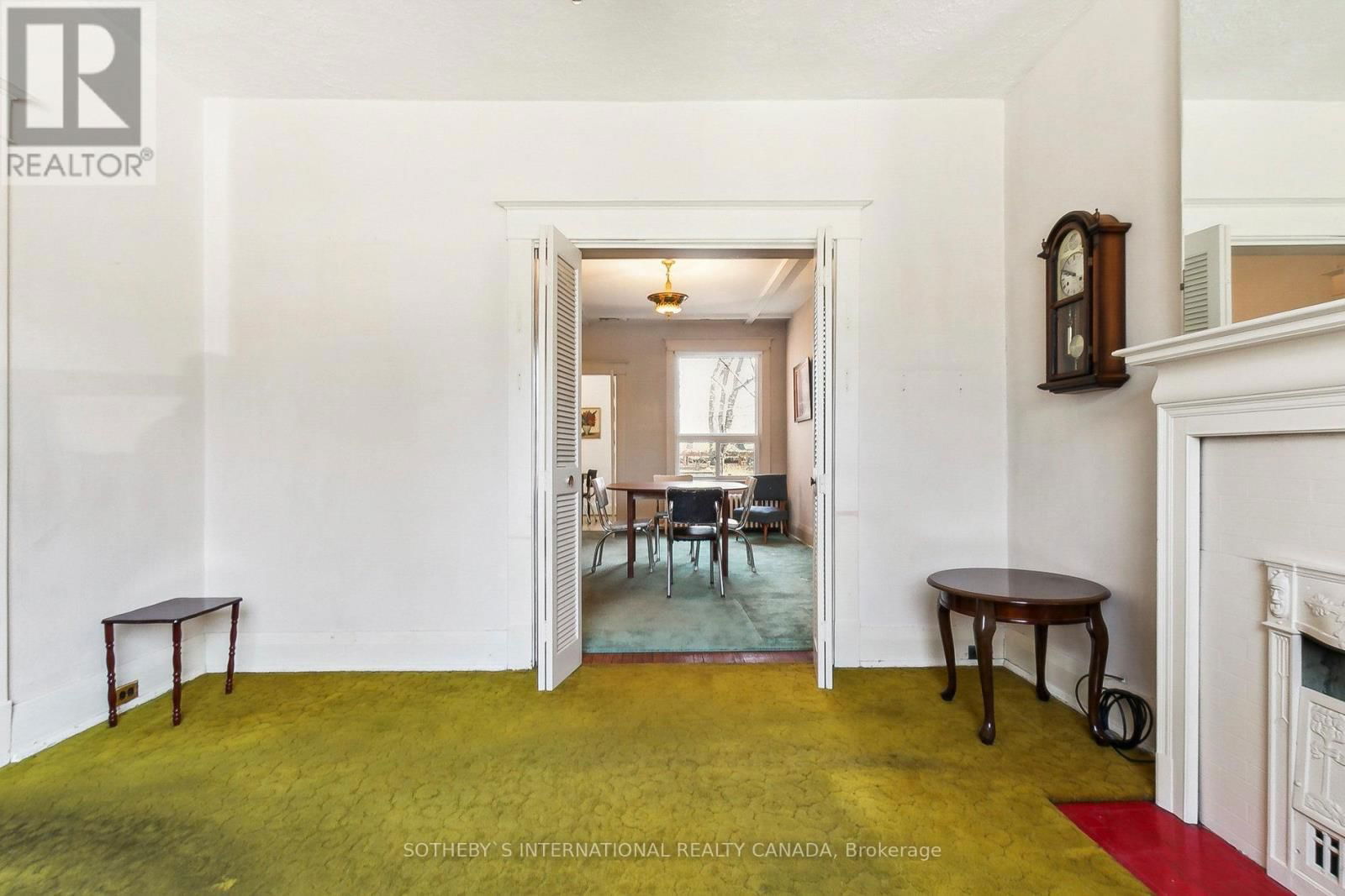 143 FAIRVIEW AVENUE Image 9