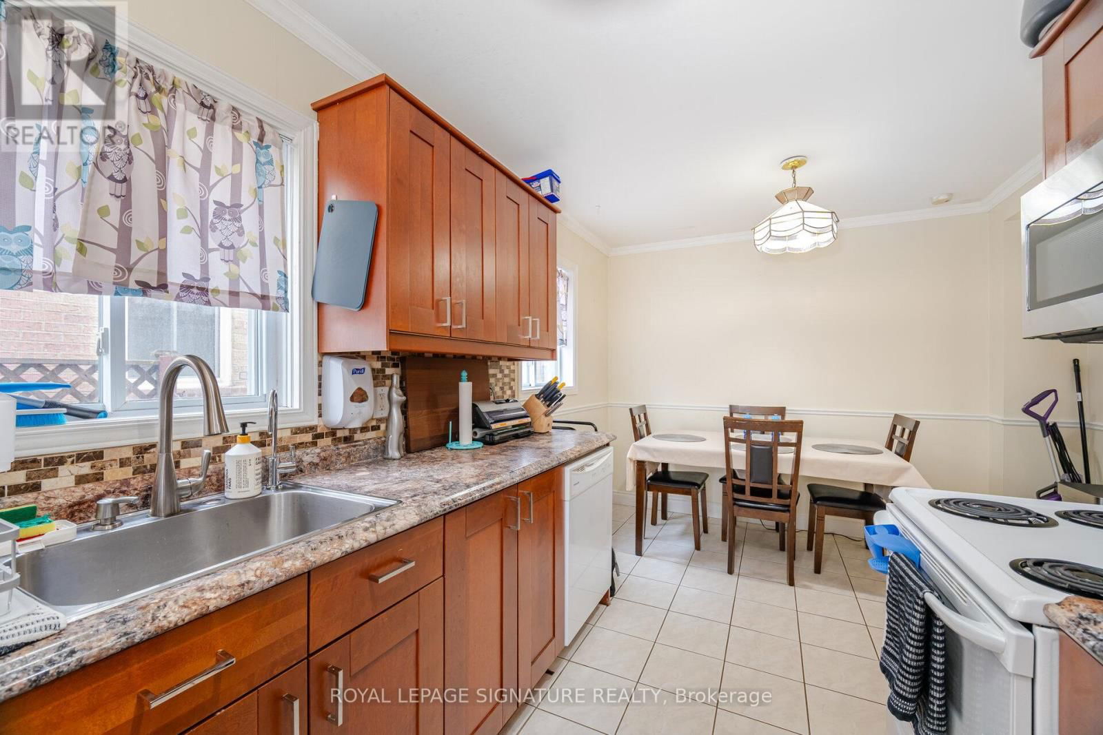 136 MARTINDALE CRESCENT Image 15