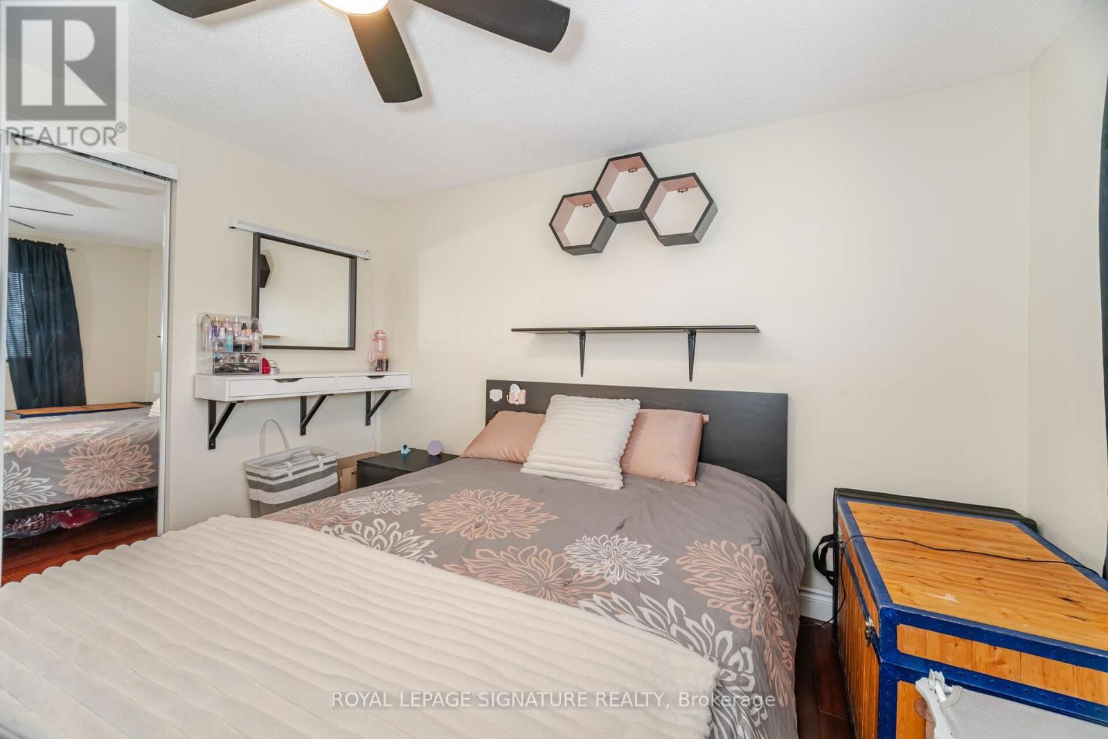 136 MARTINDALE CRESCENT Image 23