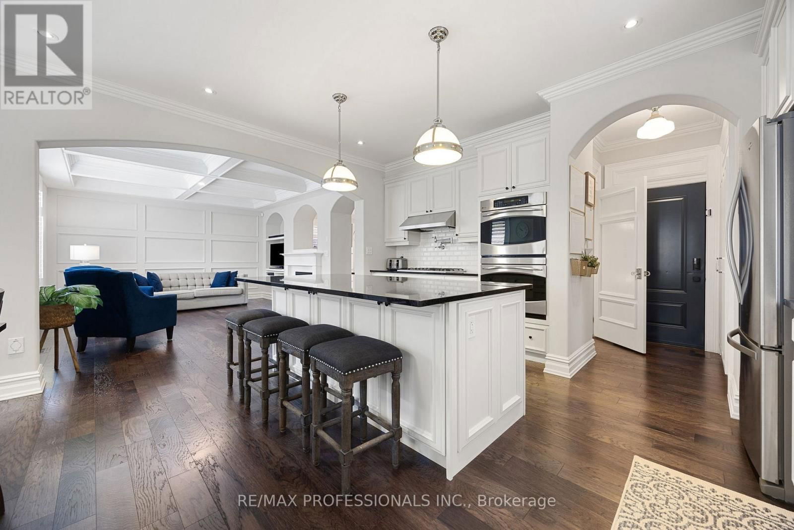 401 COOMBS COURT Image 11