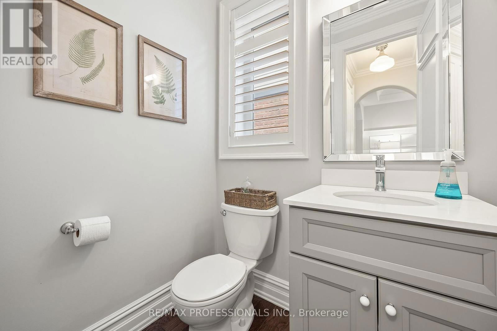 401 COOMBS COURT Image 17