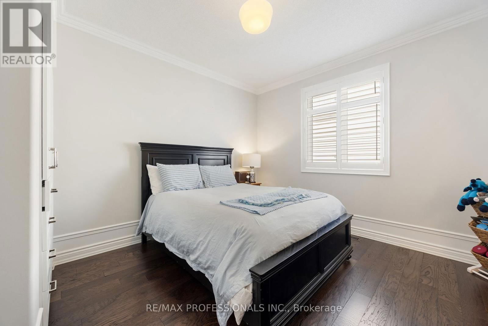 401 COOMBS COURT Image 27