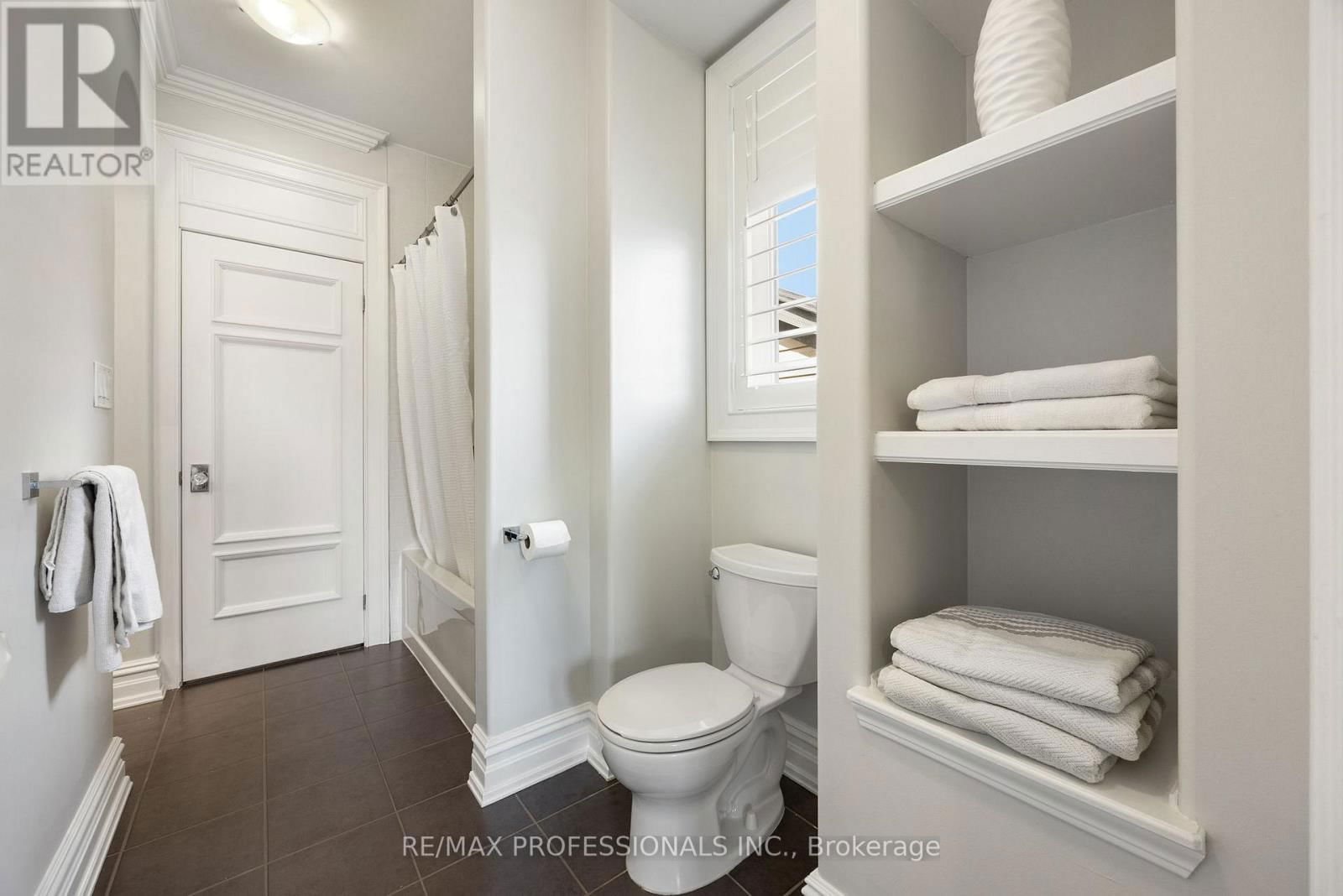 401 COOMBS COURT Image 30
