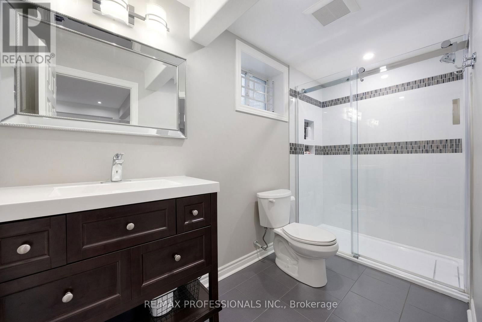 401 COOMBS COURT Image 39