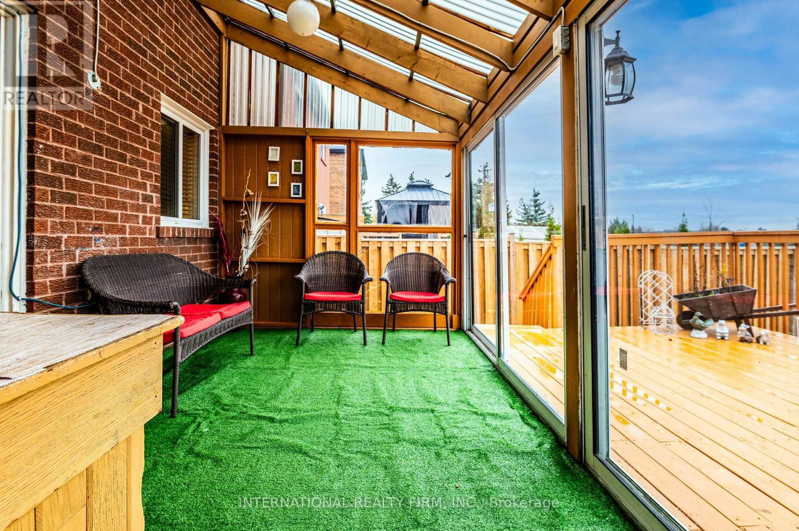 6158 DUFORD DRIVE WEST Image 38