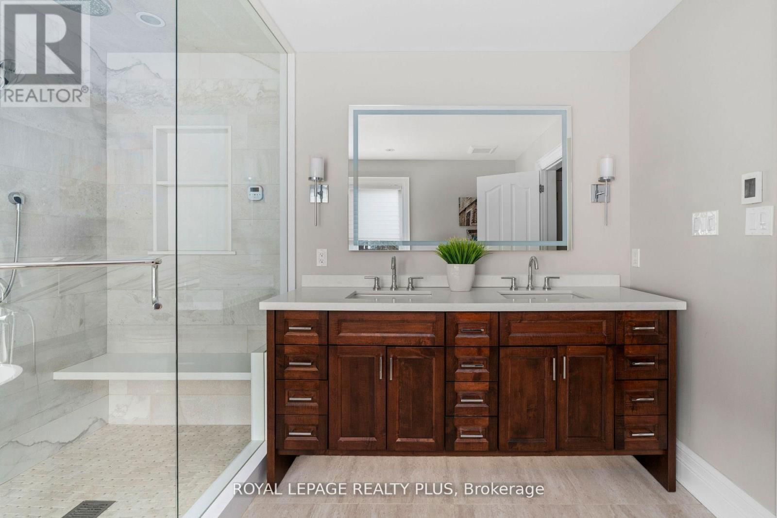 1513 CHASEHURST DRIVE Image 16