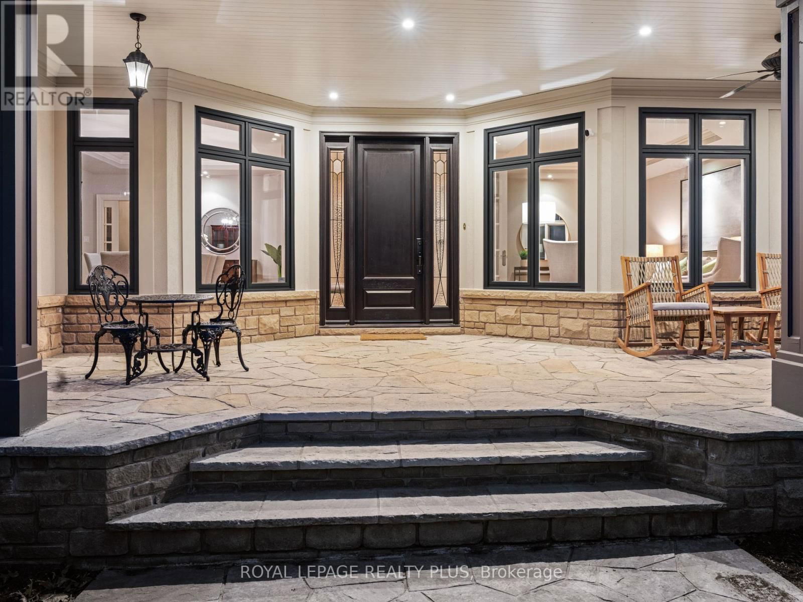 1513 CHASEHURST DRIVE Image 2