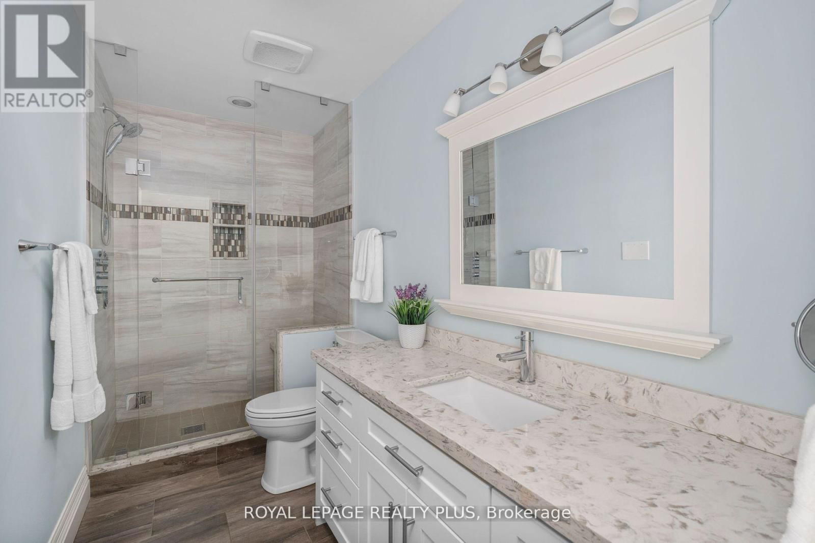 1513 CHASEHURST DRIVE Image 21