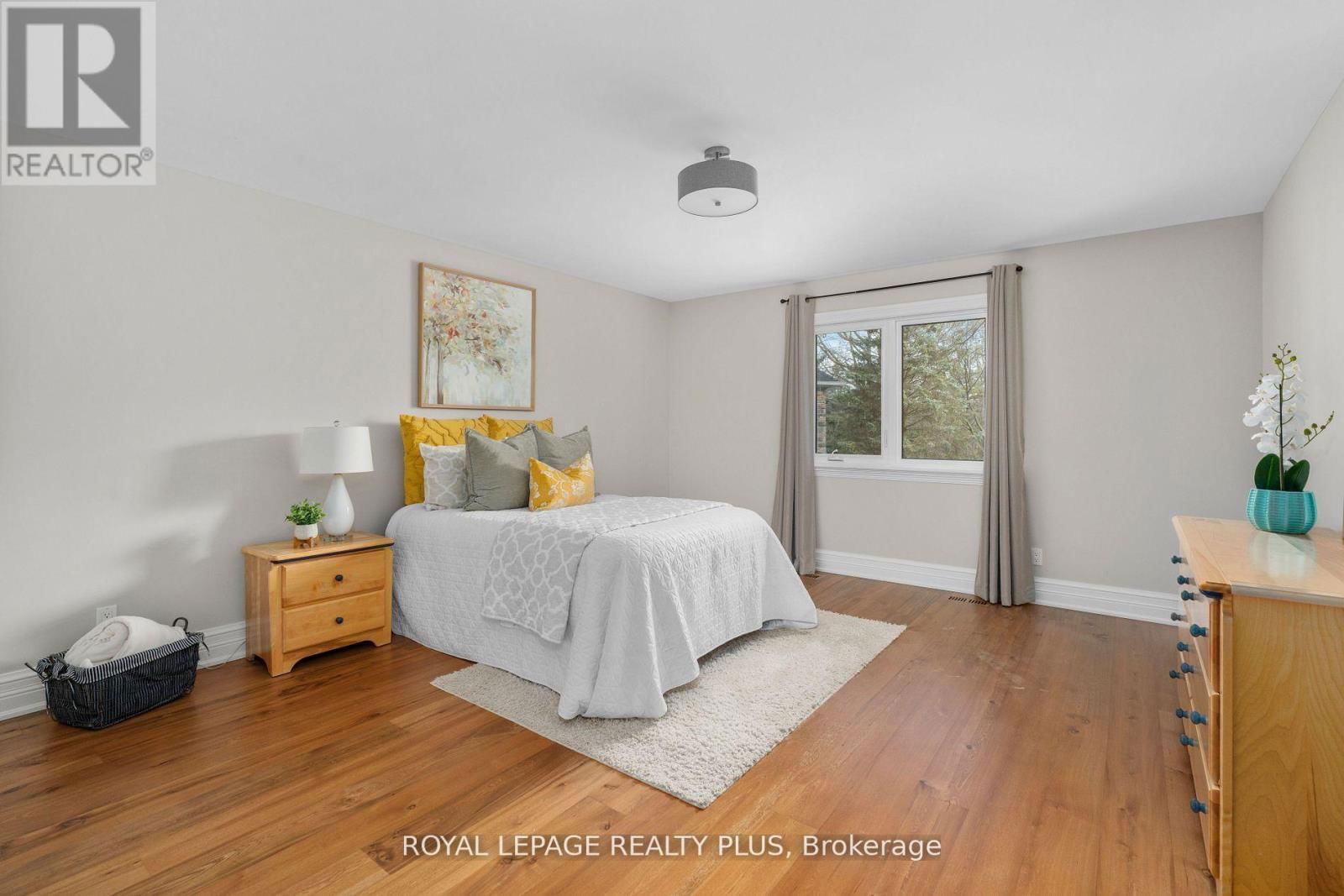 1513 CHASEHURST DRIVE Image 24
