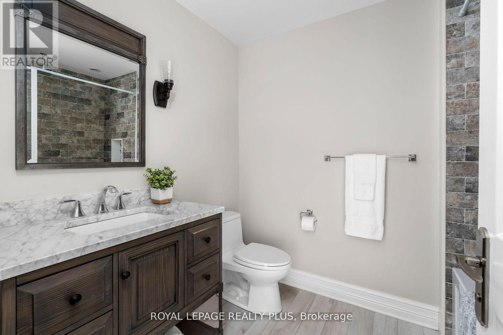 1513 CHASEHURST DRIVE Image 25