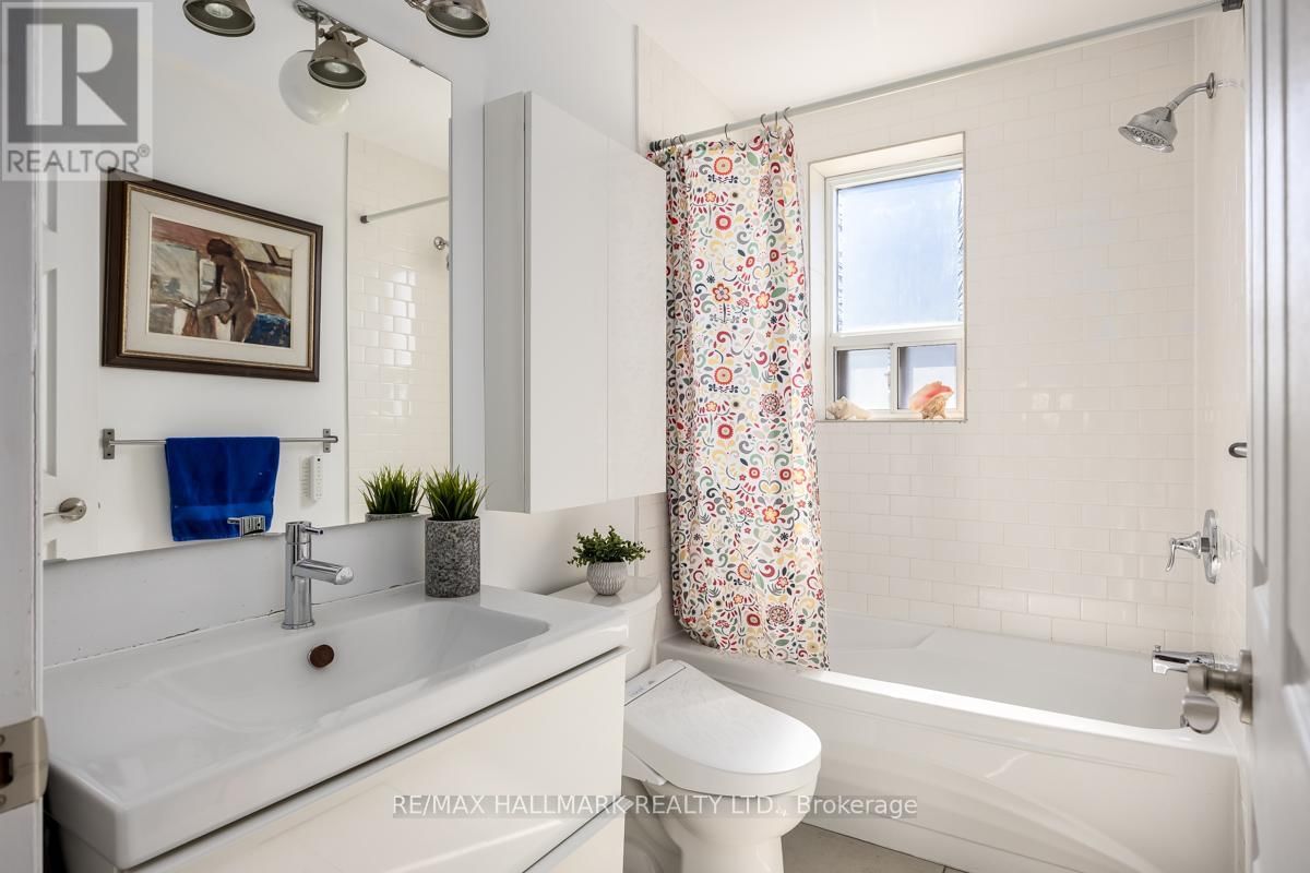 223 WALLACE AVENUE Image 10