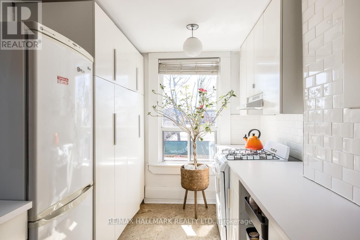 223 WALLACE AVENUE Image 23