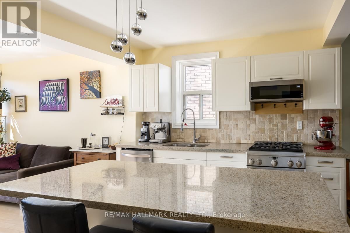 223 WALLACE AVENUE Image 4