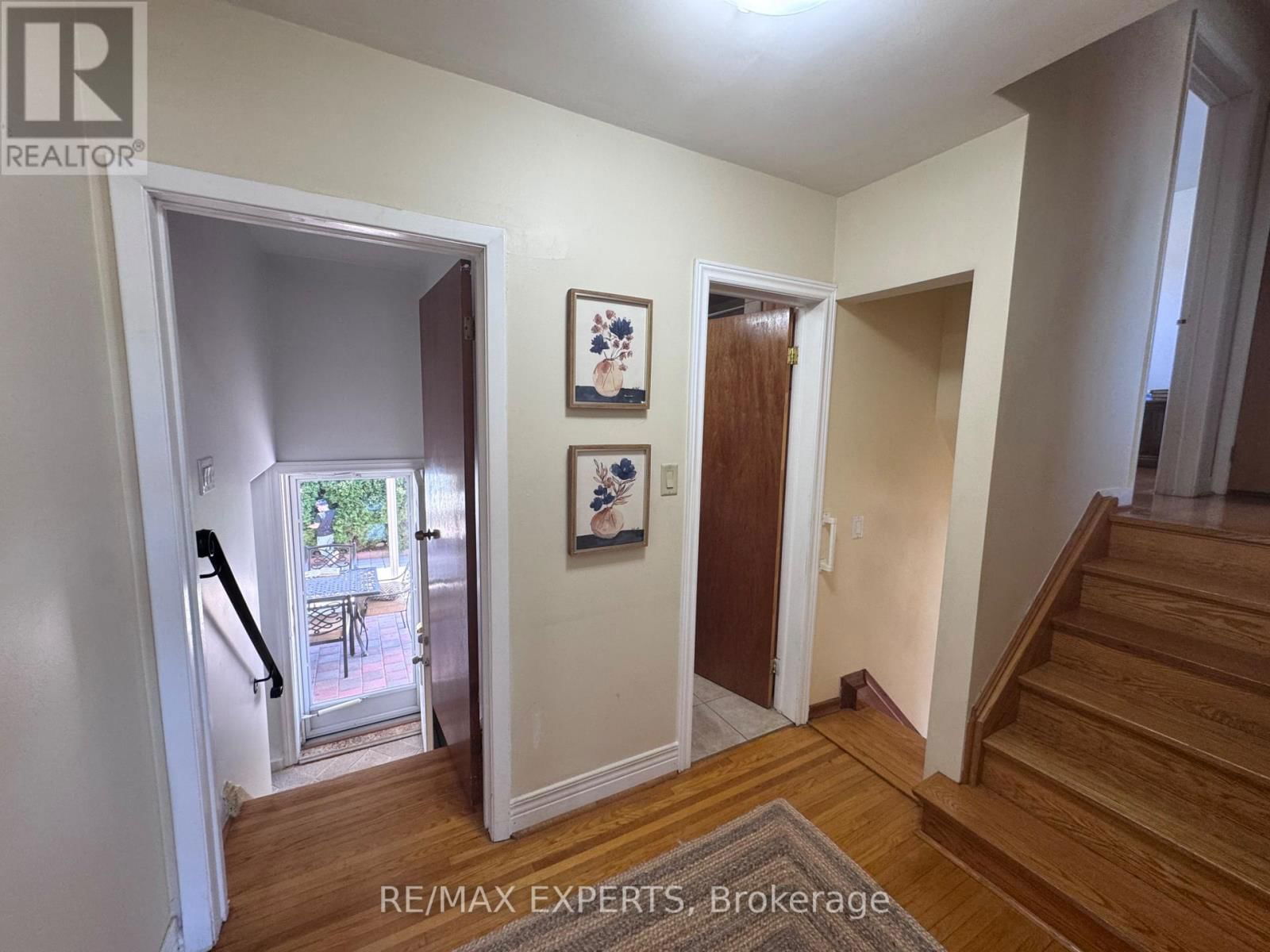 1 CRESTON ROAD Image 28