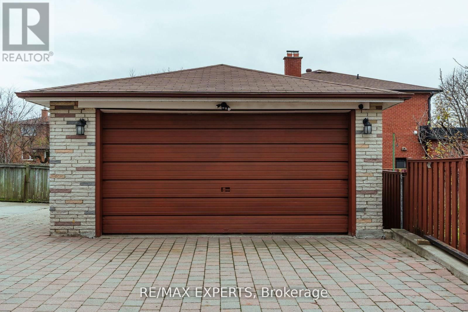 1 CRESTON ROAD Image 45