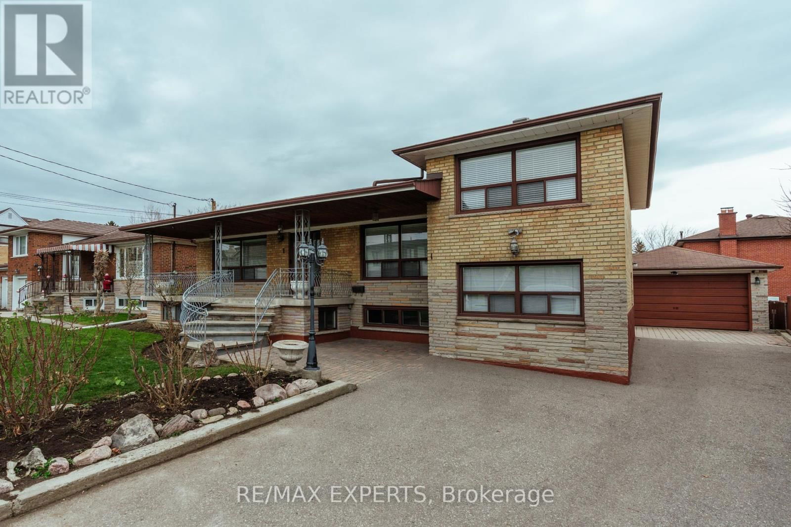 1 CRESTON ROAD Image 49