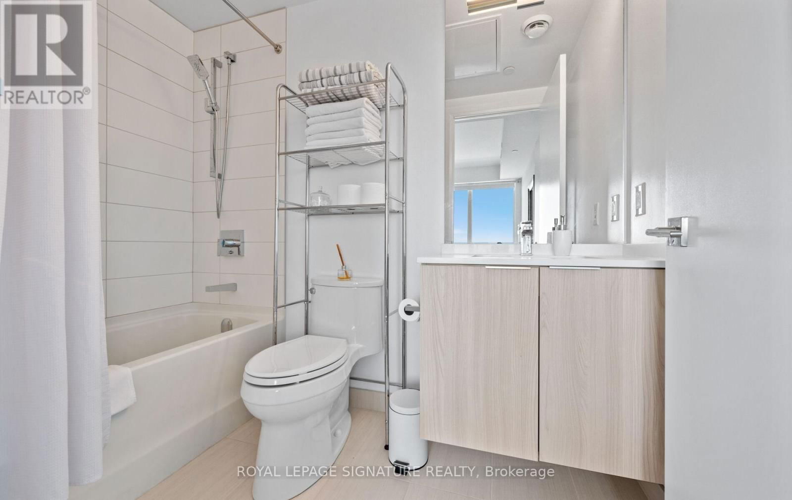 1707 - 20 BRIN DRIVE Image 21