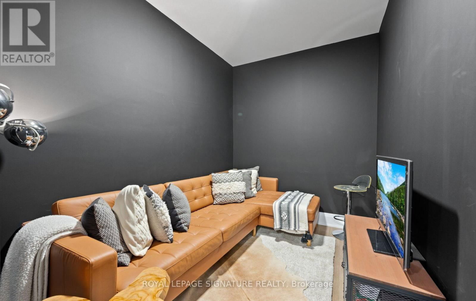 1707 - 20 BRIN DRIVE Image 23