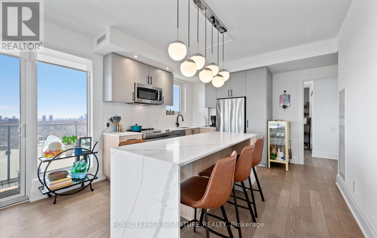 1707 - 20 BRIN DRIVE Image 4