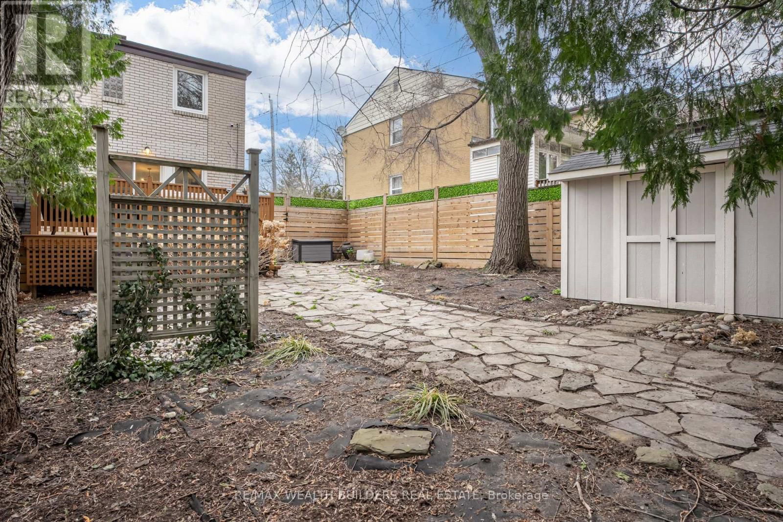 23 VAN STASSEN BOULEVARD Image 46