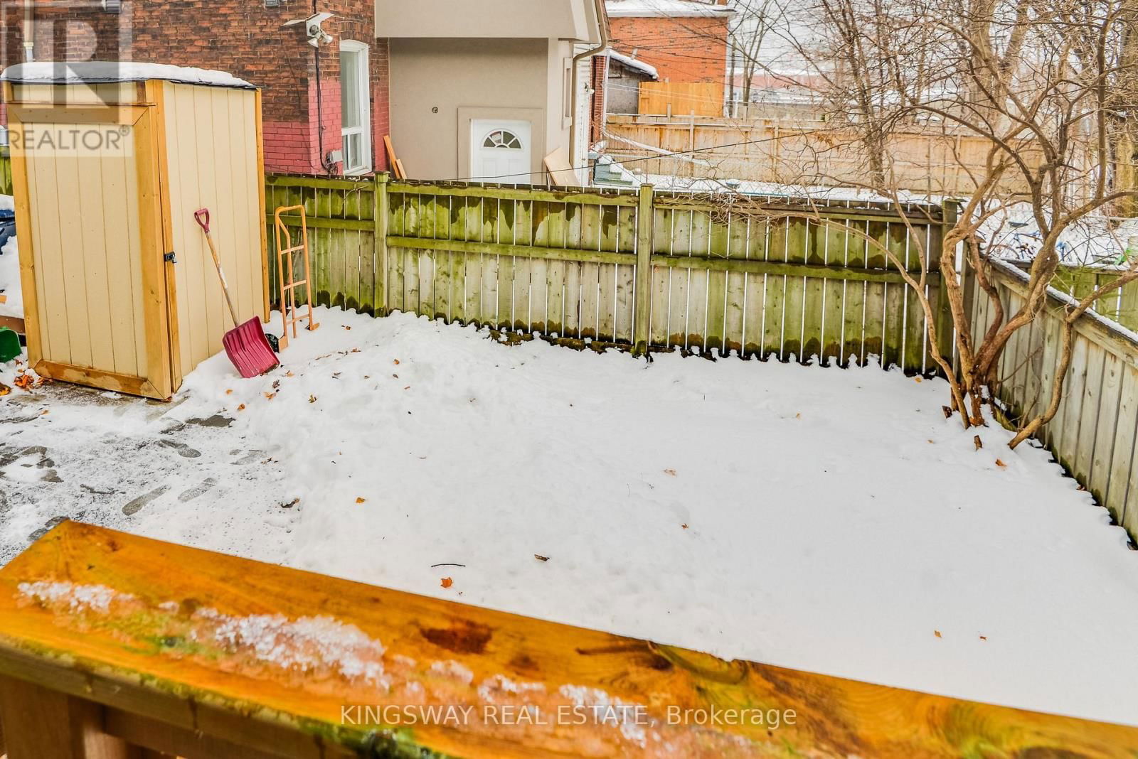 2 - 21 SPRINGHURST AVENUE Image 26