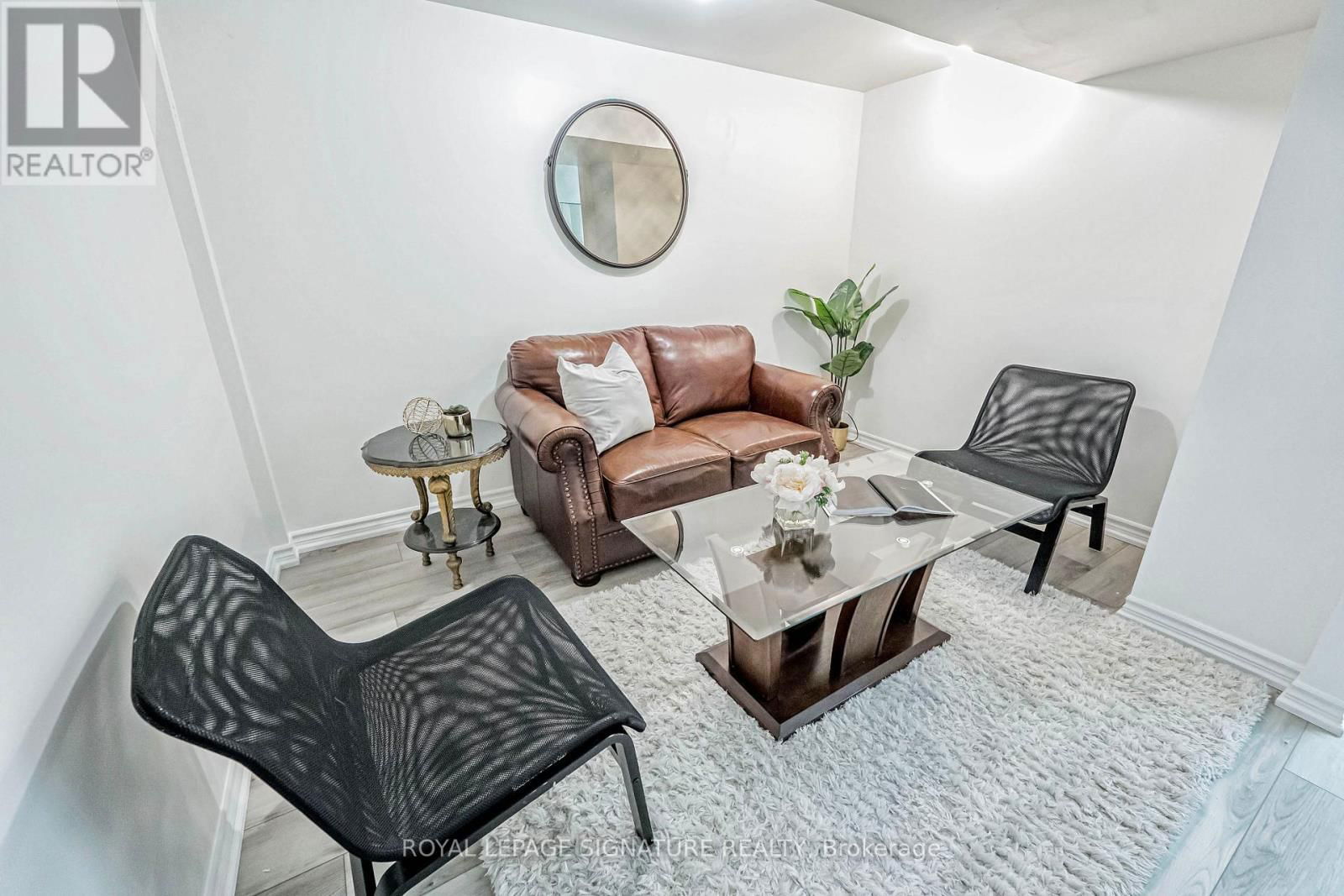 554 GALAXY COURT Image 34