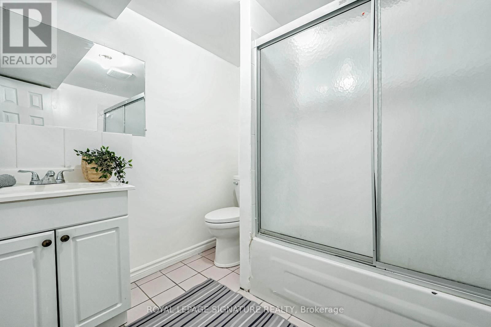 554 GALAXY COURT Image 35