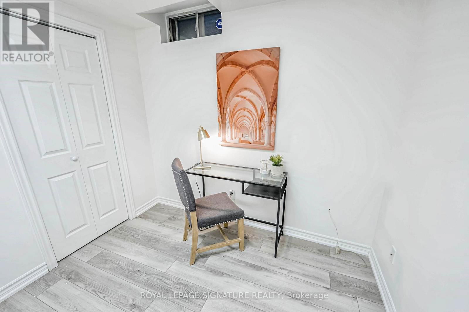 554 GALAXY COURT Image 37