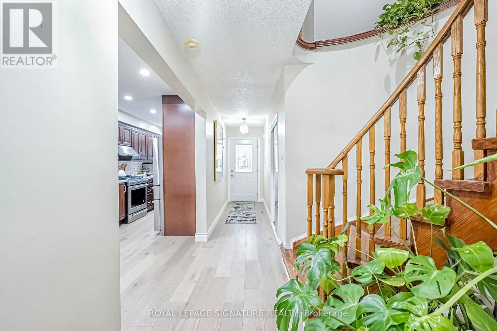 554 GALAXY COURT Image 4