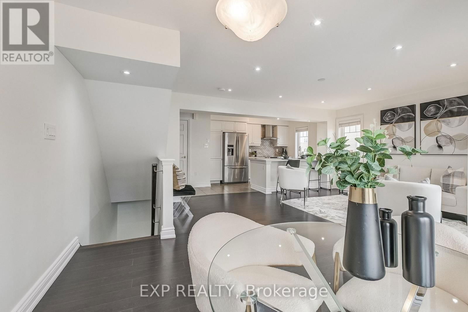 979 NADALIN HEIGHTS Image 10