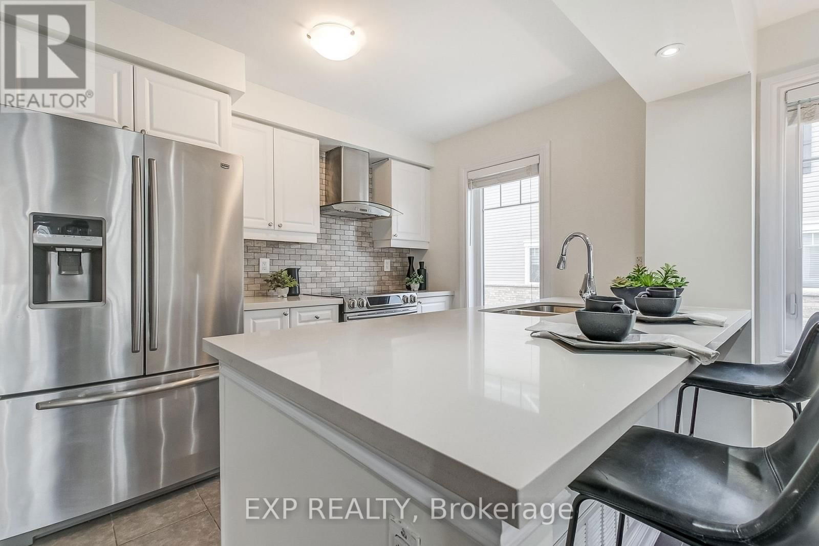 979 NADALIN HEIGHTS Image 15