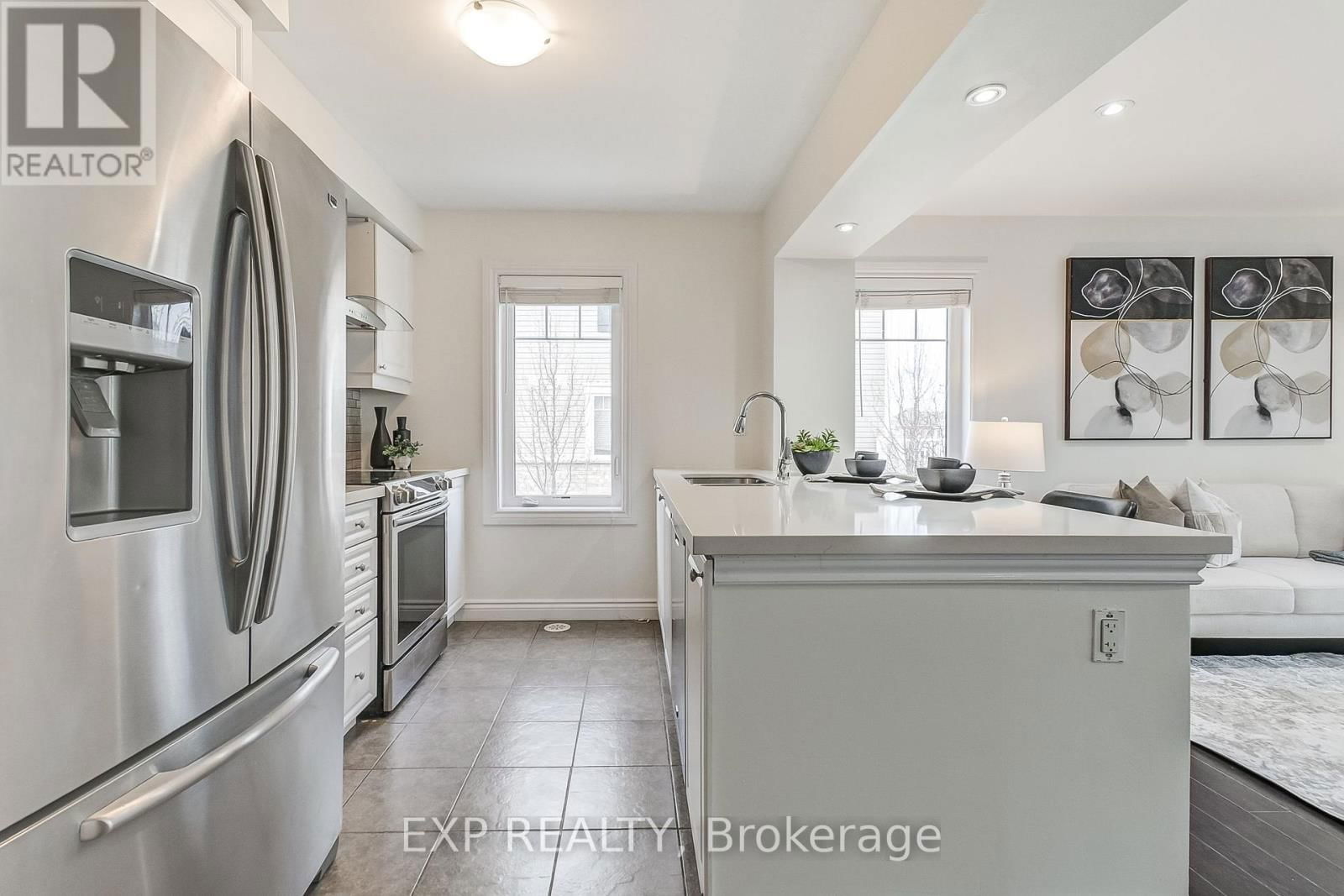 979 NADALIN HEIGHTS Image 18