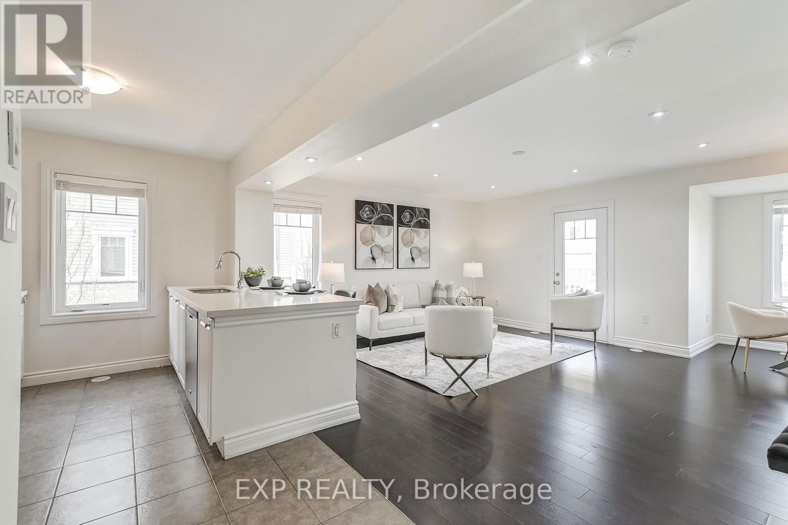 979 NADALIN HEIGHTS Image 22